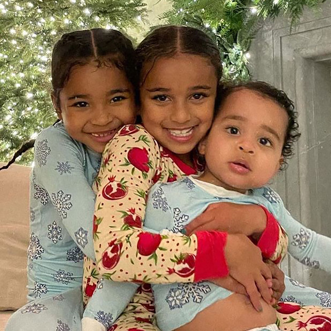 Khloe Kardashian’s Kids and Niece Dream Have Adorable PJ Dance Party Khloe Kardashian’s Kids and Niece Dream Have Adorable PJ Dance Party